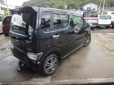 Suzuki Wagon R Stingray