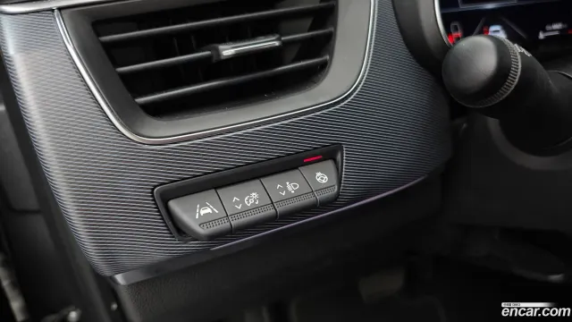 Renault XM3