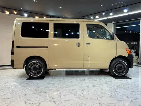 Toyota TownAce Van