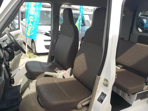 Nissan Clipper