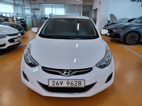Hyundai Elantra (Avante)
