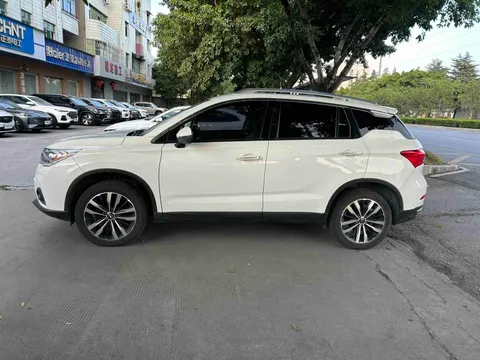 Gac GS4