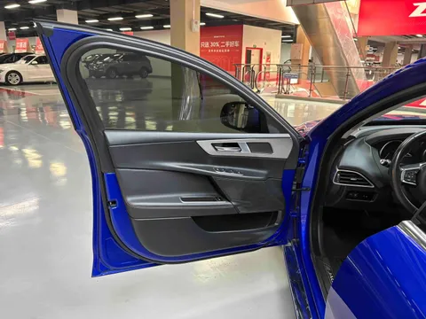 Jaguar XEL