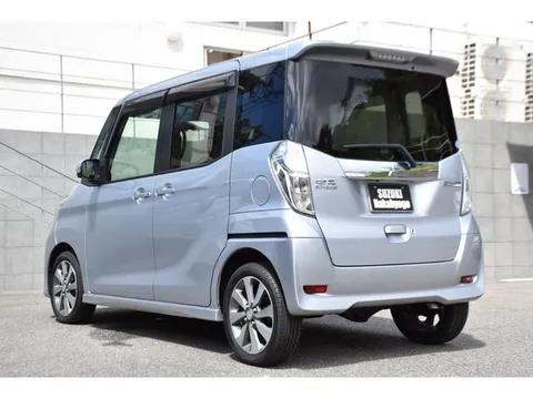 Mitsubishi eK Space Custom