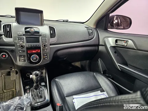 Kia Cerato (Forte)