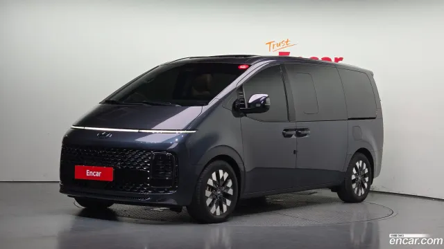 Hyundai Staria