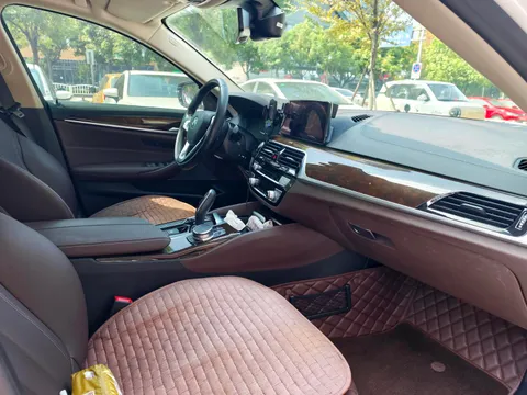 BMW 5-Series