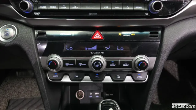 Hyundai Elantra (Avante)