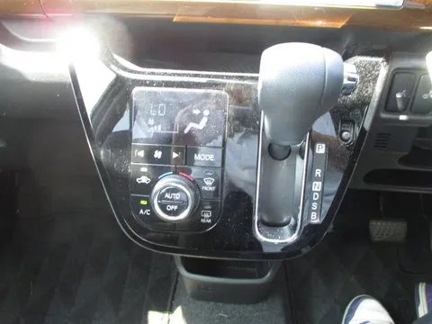 Toyota Pixis Joy