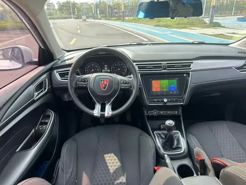 Roewe i5