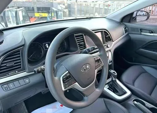 Hyundai Elantra (Avante)