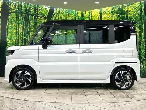 Suzuki Spacia Custom
