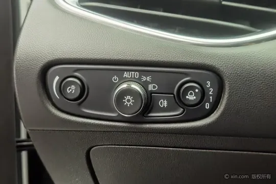 Chevrolet Malibu XL