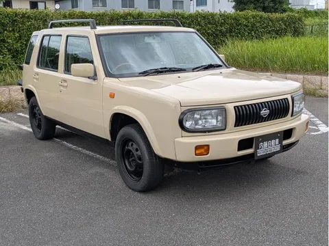 Nissan Rasheen