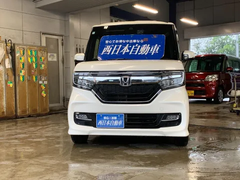 Honda N-BOX Custom