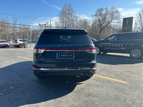 Lincoln Aviator