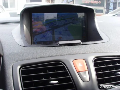 Renault SM3
