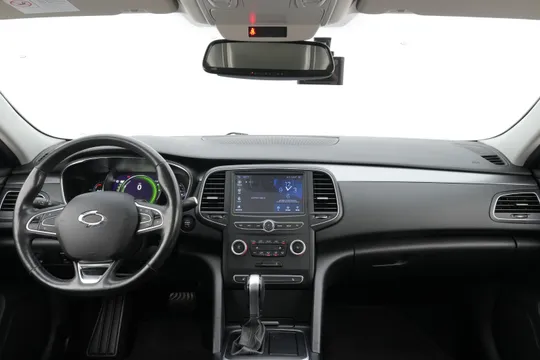 Renault Talisman (SM6)