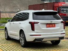 Cadillac XT6