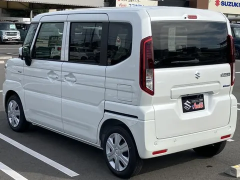 Suzuki Spacia