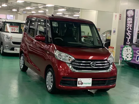 Nissan Dayz Roox