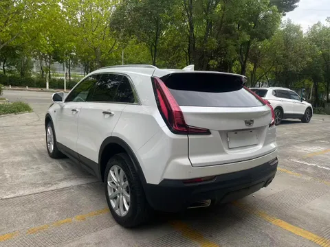 Cadillac XT4