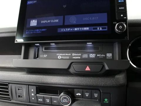 Honda N-BOX Custom