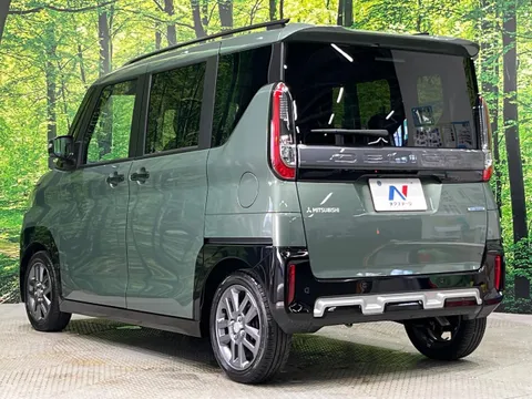 Mitsubishi Delica Mini