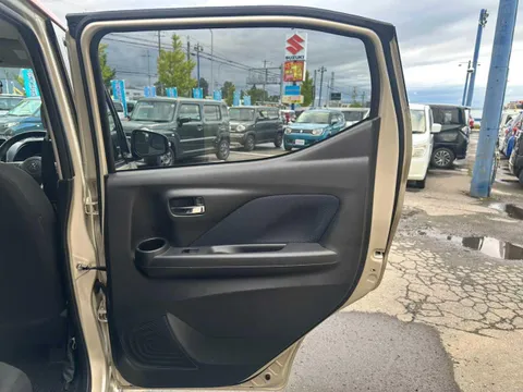 Mitsubishi eK X