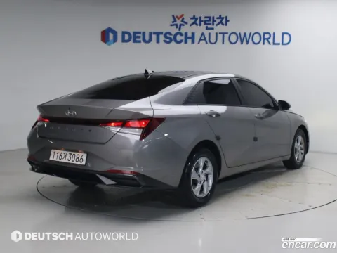 Hyundai Elantra (Avante)
