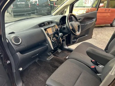 Mitsubishi eK Custom