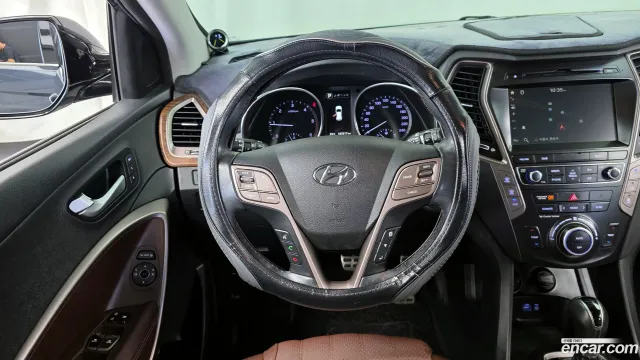 Hyundai Grand Santa Fe (Maxcruz)
