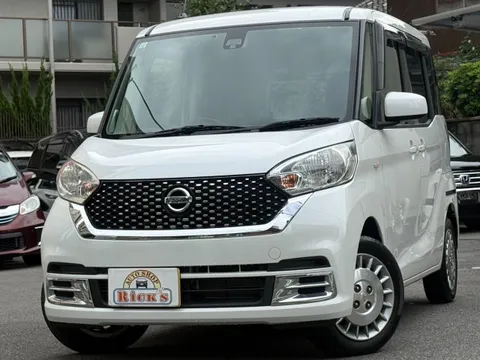 Nissan Dayz Roox