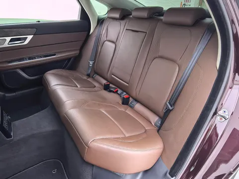 Jaguar XFL