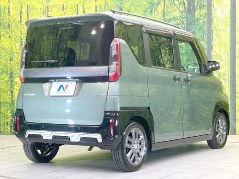Mitsubishi Delica Mini
