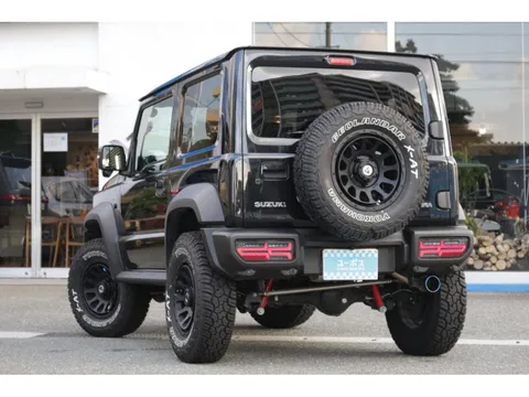Suzuki Jimny Sierra