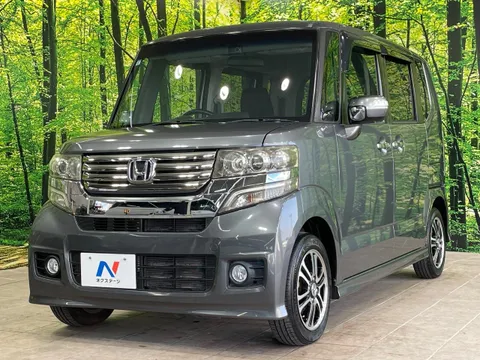 Honda N-BOX Custom