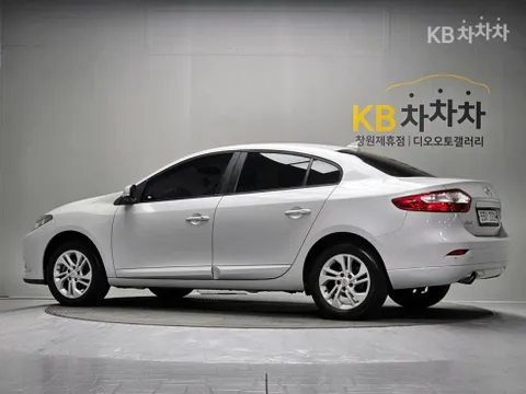 Renault SM3