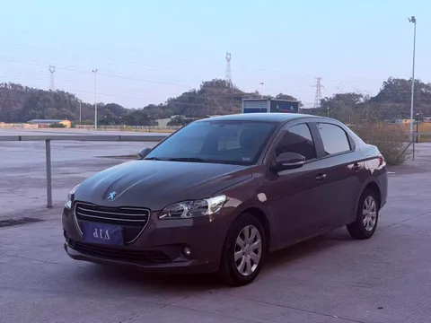 Peugeot 301