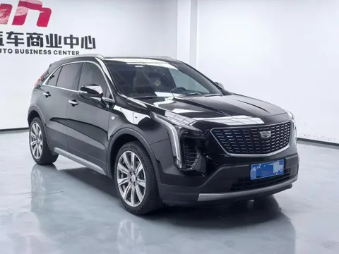 Cadillac XT4