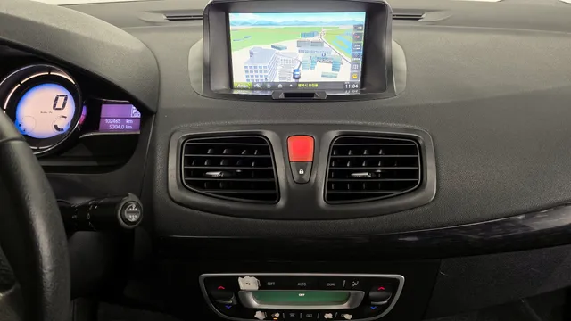Renault SM3