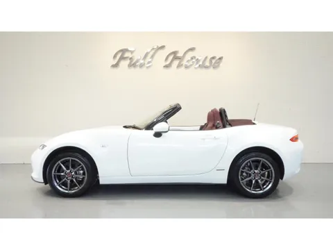 Mazda MX-5 (Roadster)