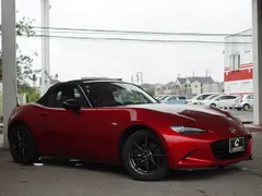 Mazda MX-5 (Roadster)
