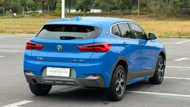 BMW X2