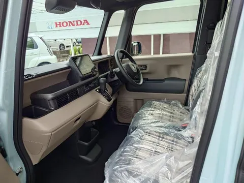 Honda N-BOX Joy