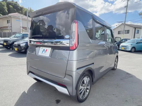 Mitsubishi eK X Space