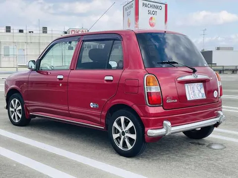 Daihatsu Mira Gino