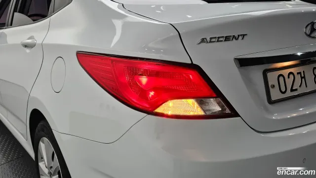 Hyundai Accent
