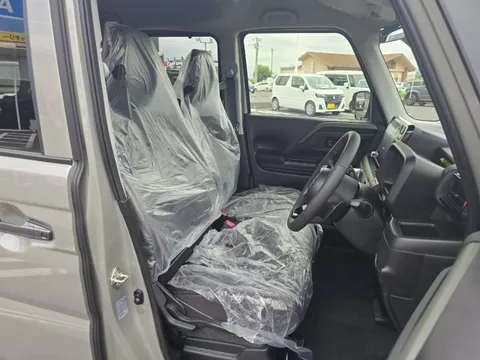Suzuki Spacia Gear