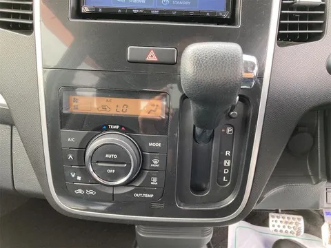Suzuki Wagon R Stingray